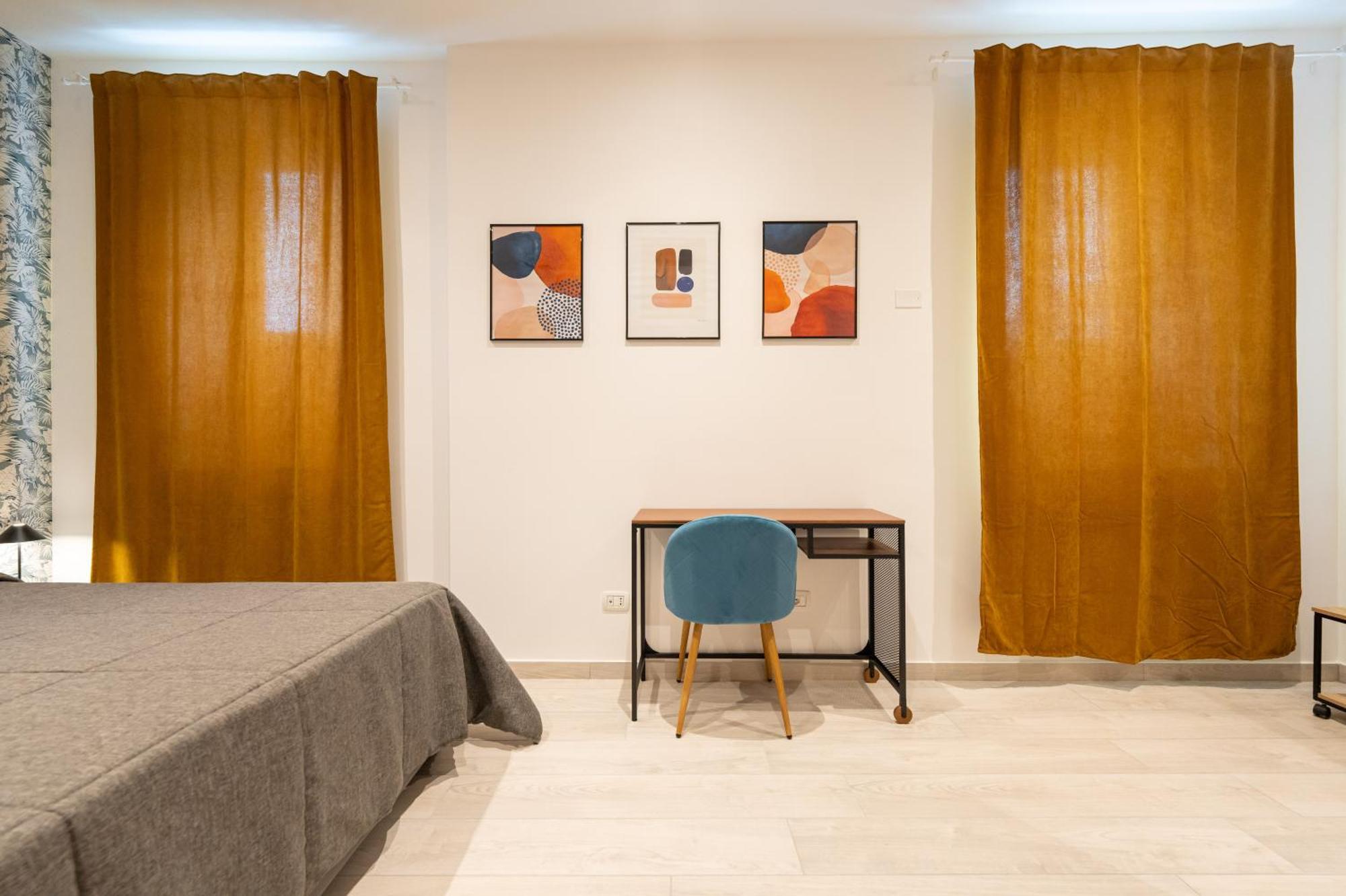 Hotel Dimora 5 Santi à Naples Extérieur photo